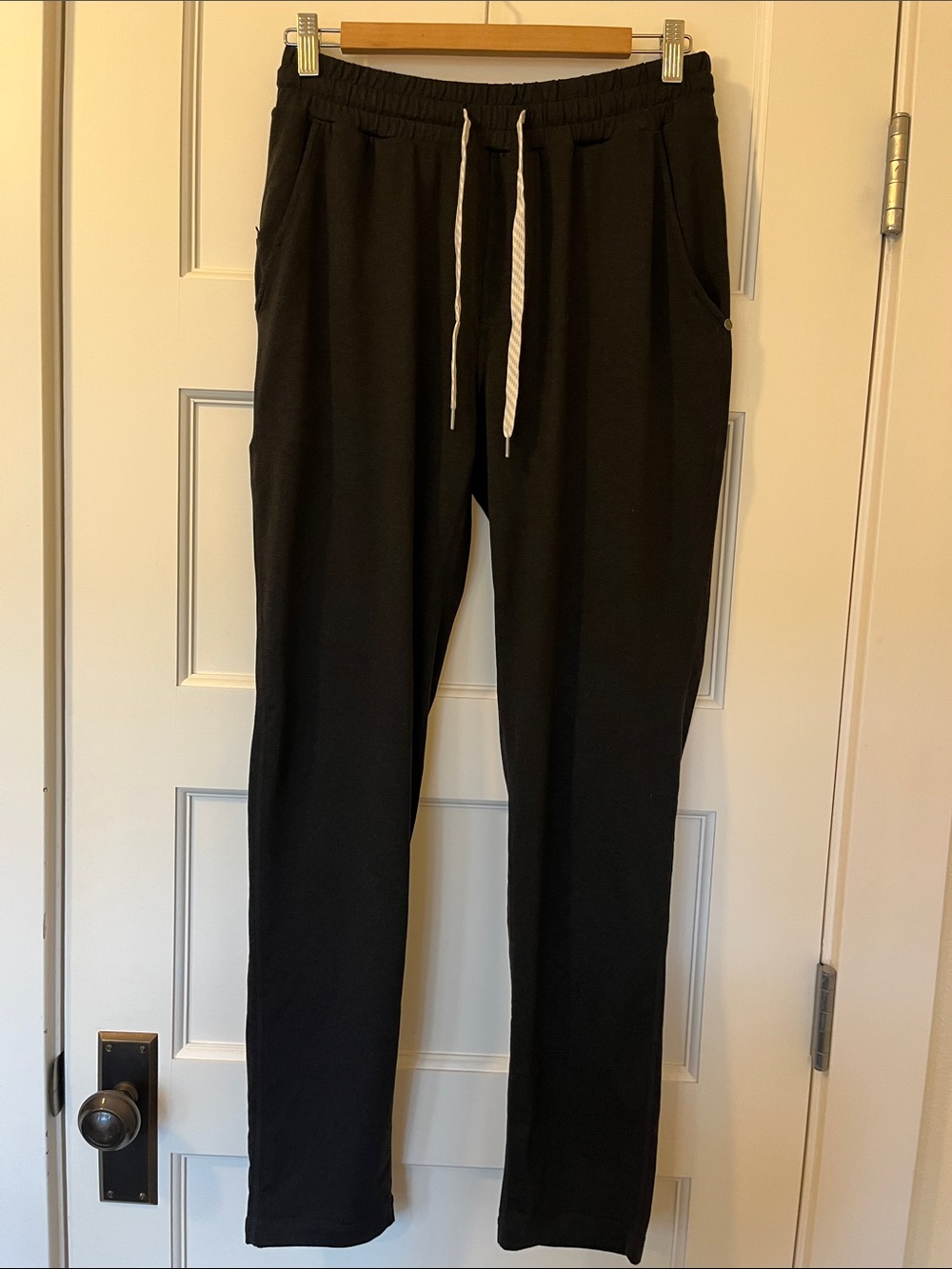 Vuori Meta Jogger Pants Medium Charcoal Performance Stretch
